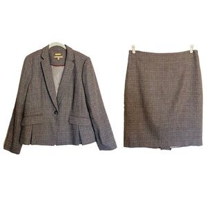 Gold Label Talbot Skirt Suit Fabric Woven in Italy Wool Size 12 / 14 Business